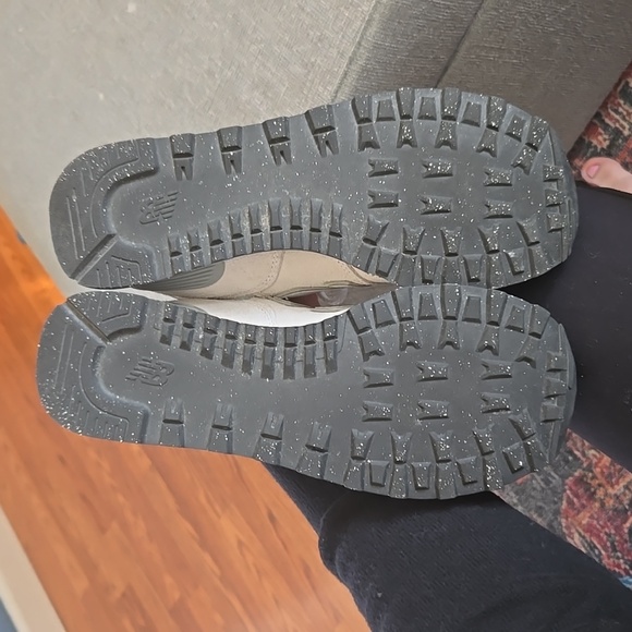 New Balance Classic 574 Size 8.5 D - Picture 5 of 6